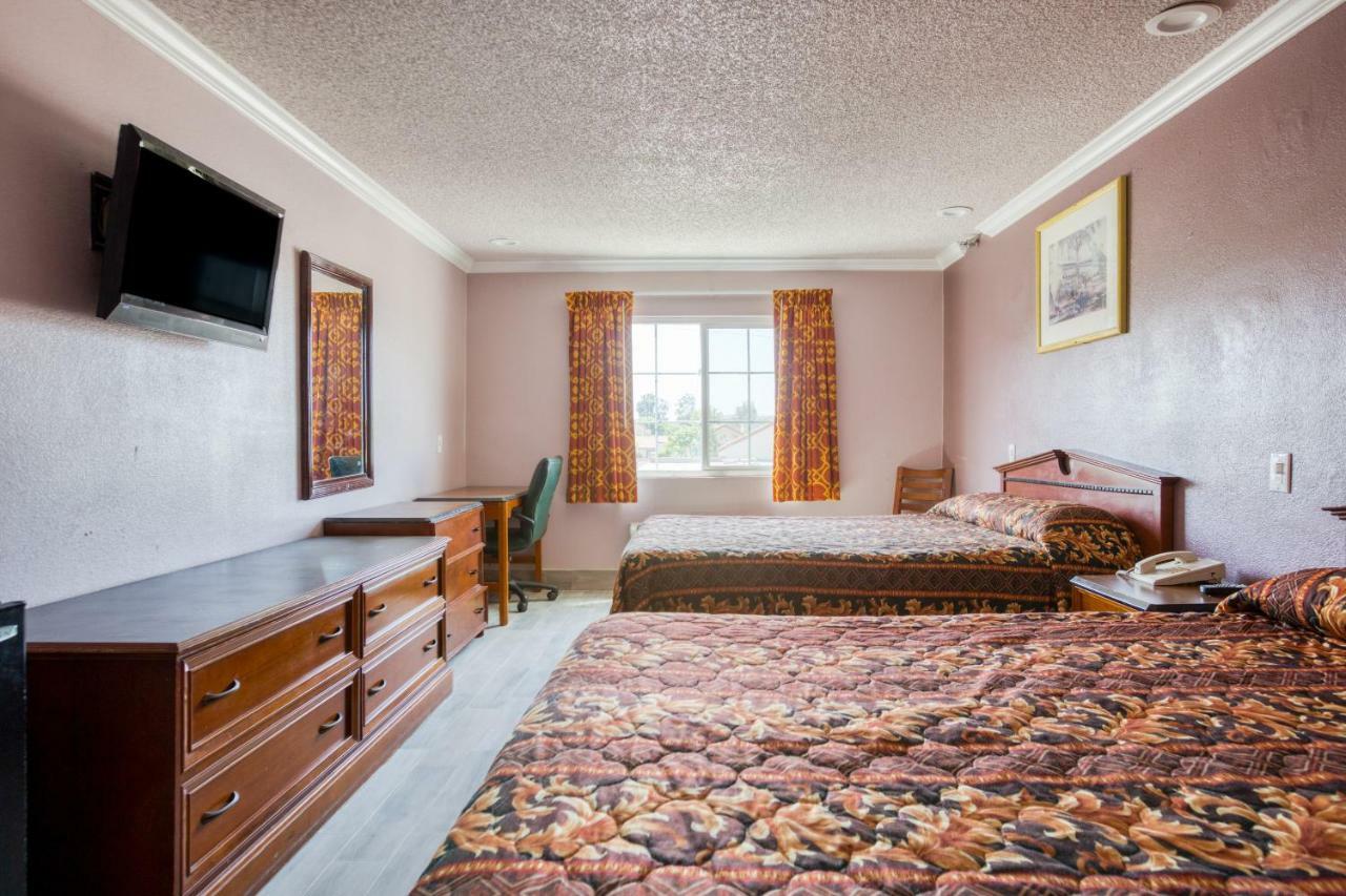 Hotel Corona Ca - Hwy 91 외부 사진