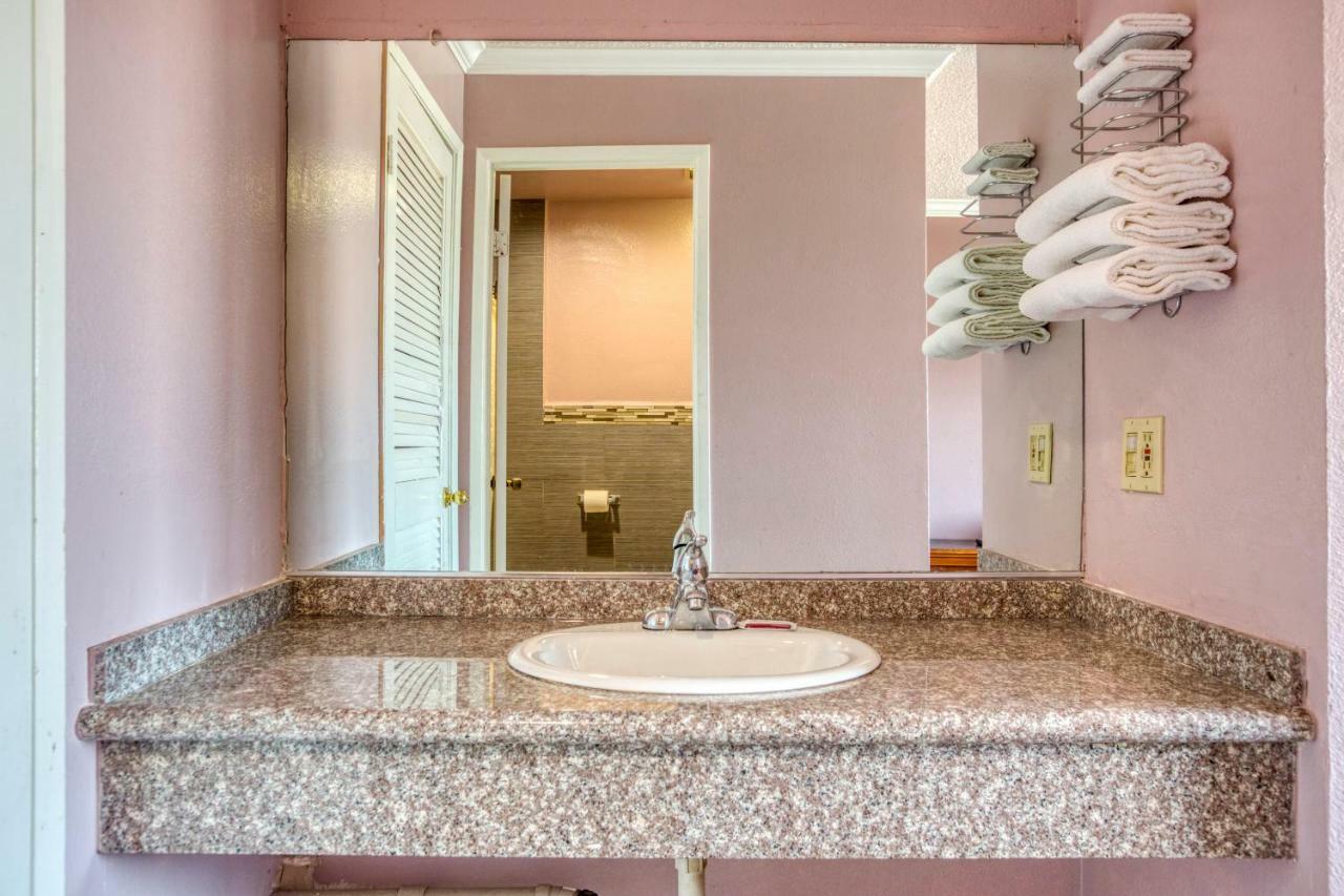 Hotel Corona Ca - Hwy 91 외부 사진