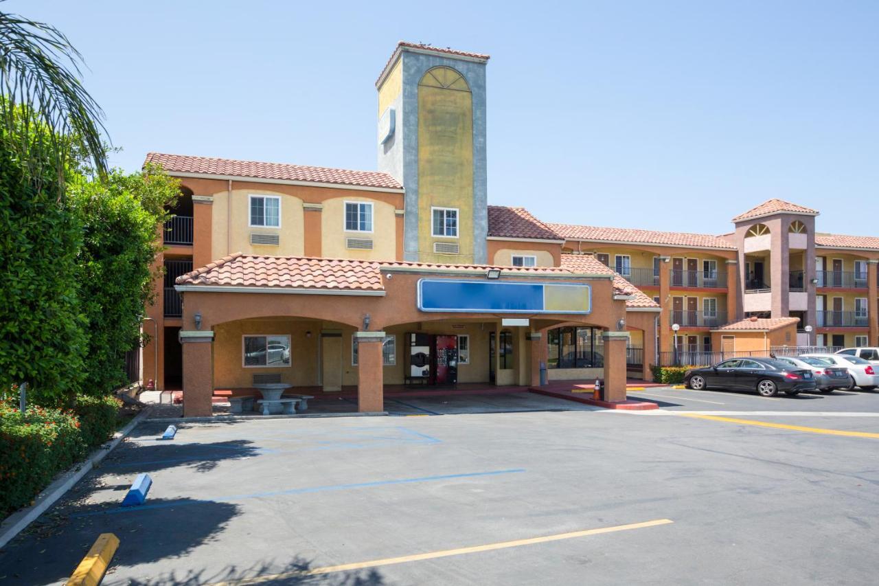 Hotel Corona Ca - Hwy 91 외부 사진