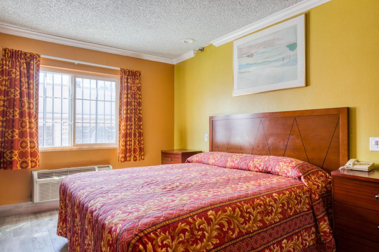 Hotel Corona Ca - Hwy 91 외부 사진